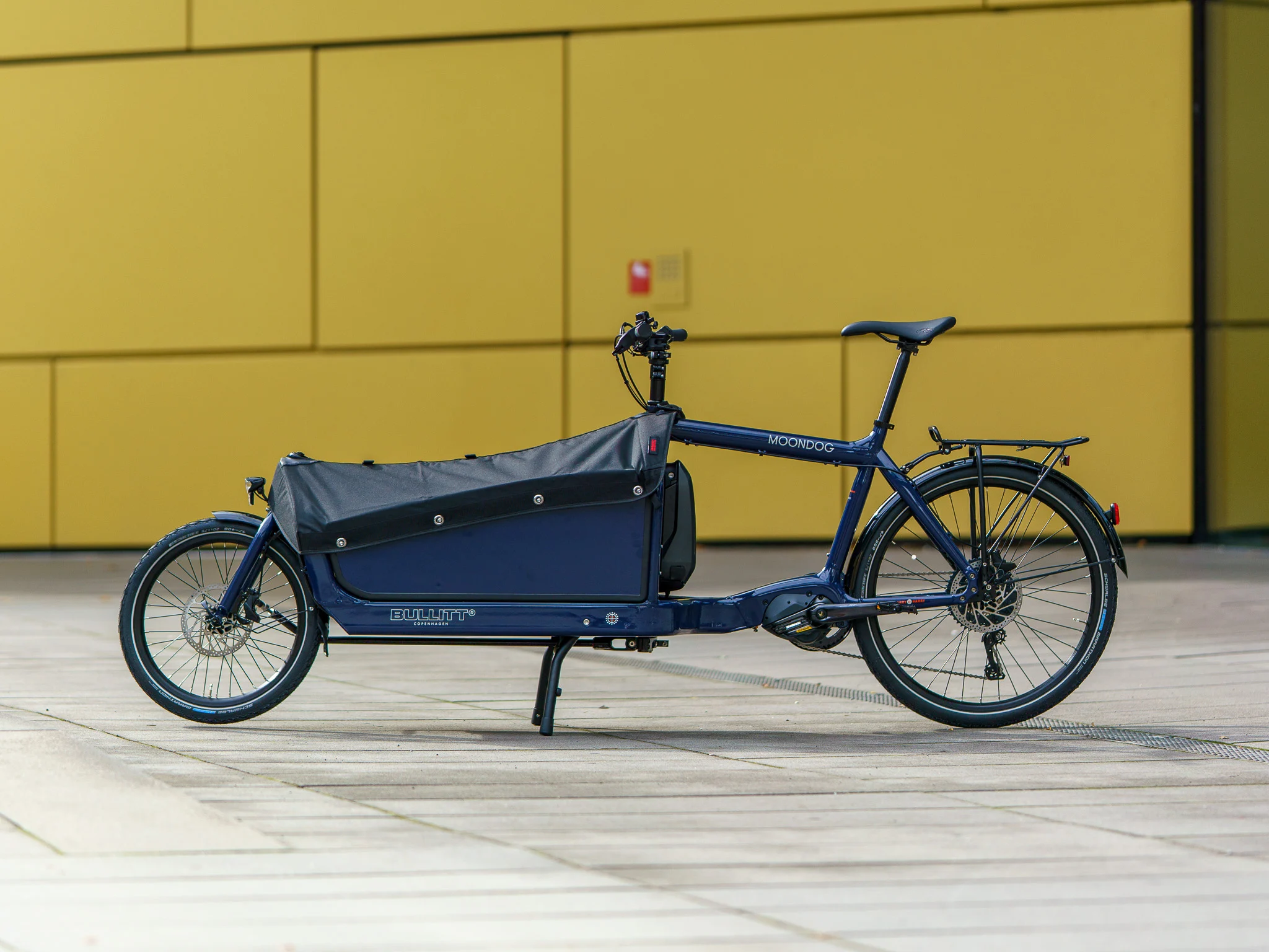 Bullitt Moondog mit BBX Sidepanel